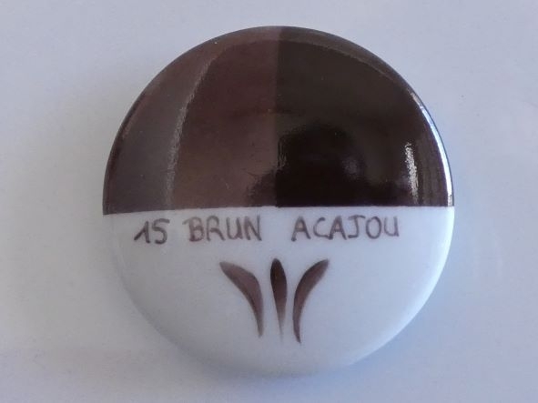 BRUN ACAJOU – 015